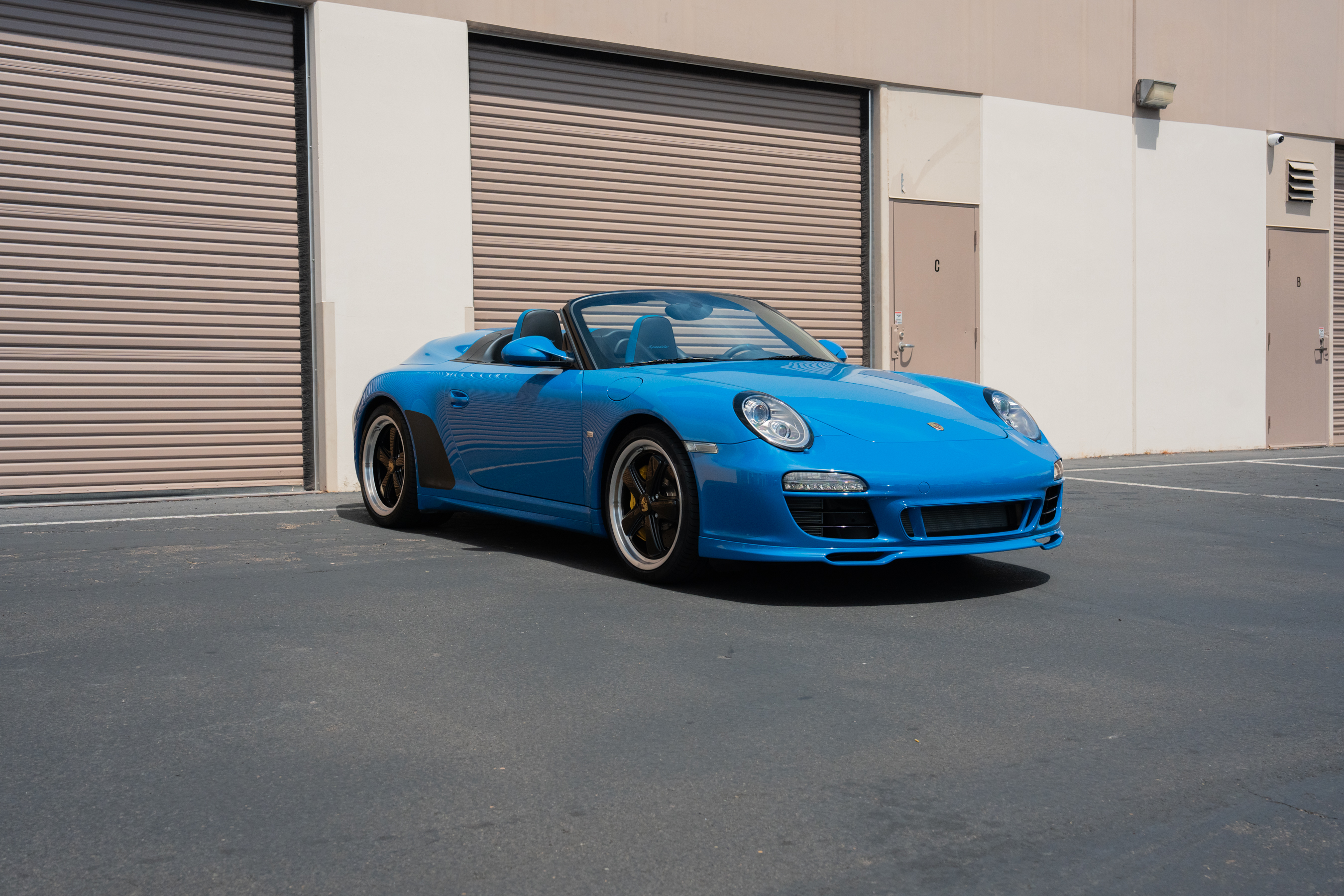 Used 2011 Porsche 911 Speedster RWD image 10