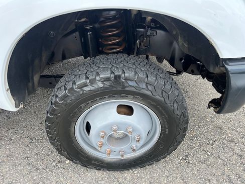 Used 2011 Ford F350 AWD/4WD image 18