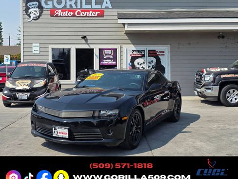 Used 2015 Chevrolet Camaro LS Coupe RWD image 3