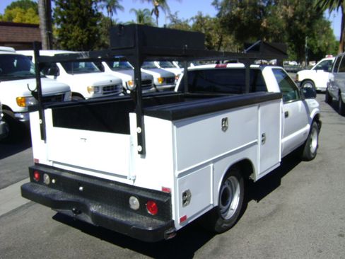 Used 1998 Chevrolet S10 Pickup image 7