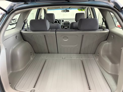Used 2005 Toyota Matrix XR FWD image 12