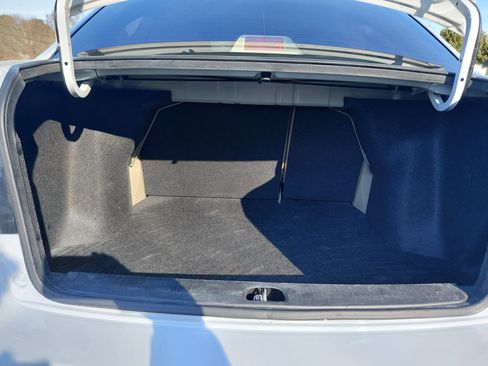 Used 2011 Suzuki SX4 LE image 11