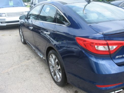Used 2015 Hyundai Sonata Sport Sedan 4D FWD image 6