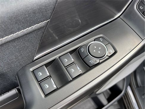 Used 2025 Ford F150 Lariat image 25