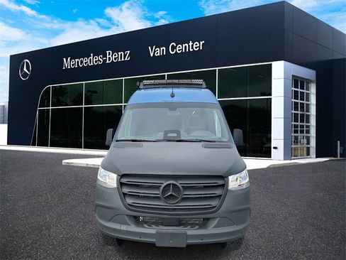 New 2025 Mercedes-Benz Sprinter 2500 image 9