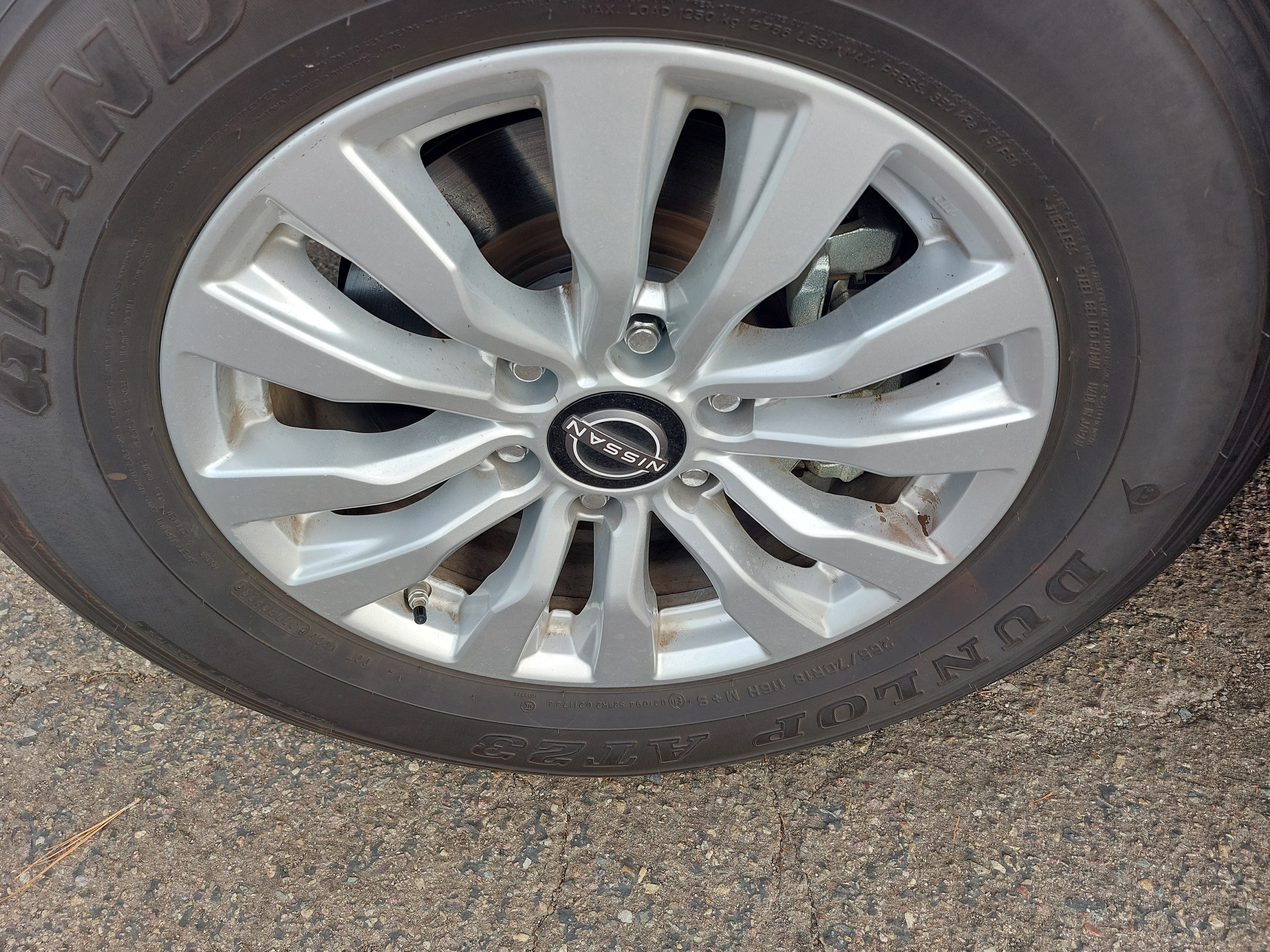Used 2023 Nissan Armada 2WD SV image 35