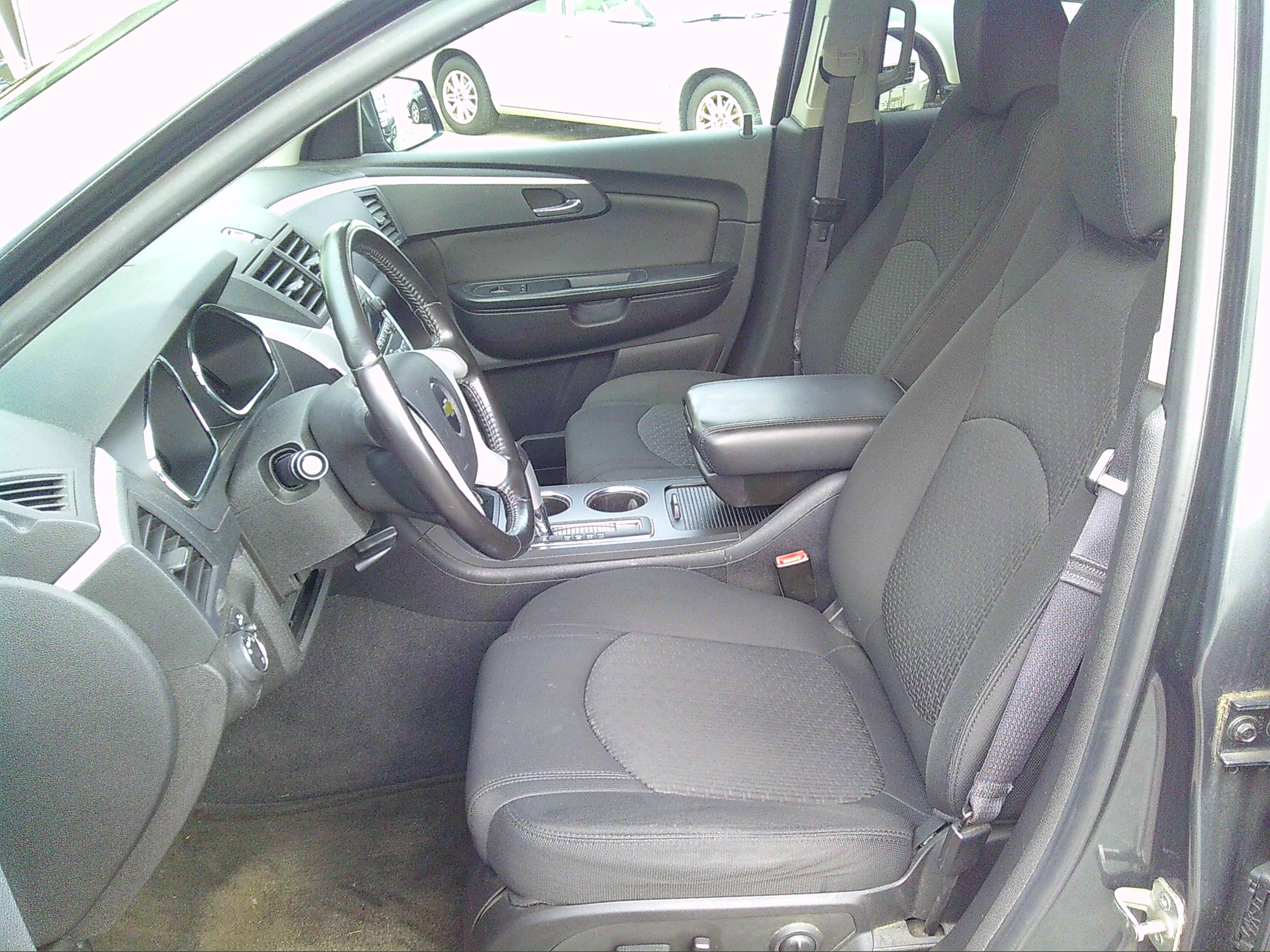 Used 2012 Chevrolet Traverse AWD LT w/ 1LT image 8
