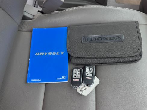 Used 2016 Honda Odyssey EX-L image 28