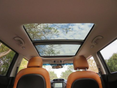 Used 2016 Kia Soul ! image 8