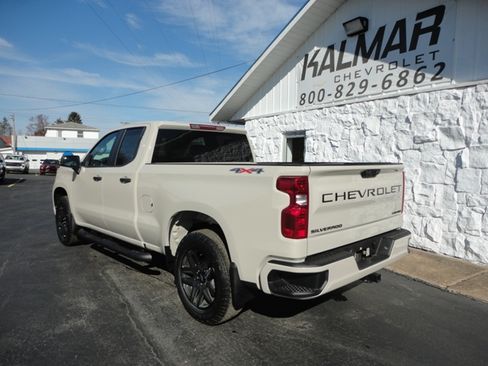 New 2026 Chevrolet Silverado 1500 Custom image 12