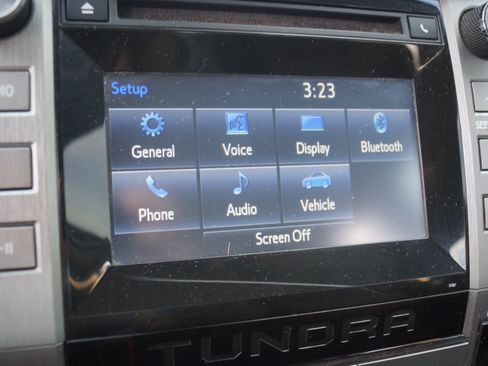 Used 2015 Toyota Tundra SR image 28