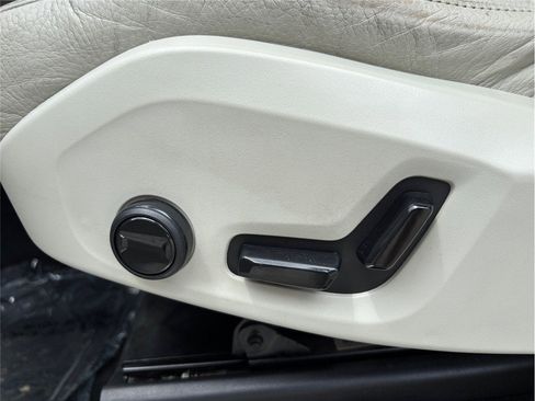 Used 2021 Volvo XC90 T6 Momentum image 20