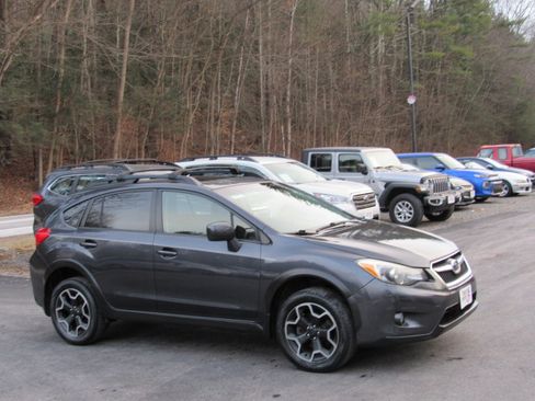 Used 2013 Subaru XV Crosstrek 2.0i Premium image 15