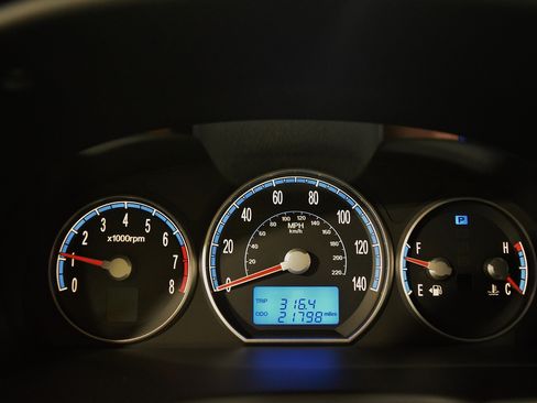 Used 2008 Hyundai Santa Fe SE FWD image 25