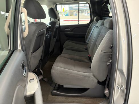 Used 2008 Chevrolet Avalanche 2WD image 14