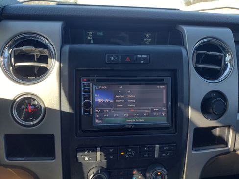 Used 2012 Ford F150 Lariat image 15