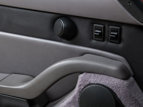 Used 1997 Porsche 911 Carrera S image 75