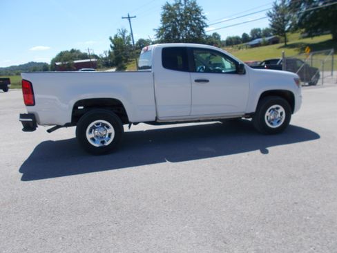 Used 2015 Chevrolet Colorado 2WD Extended Cab W/T image 4
