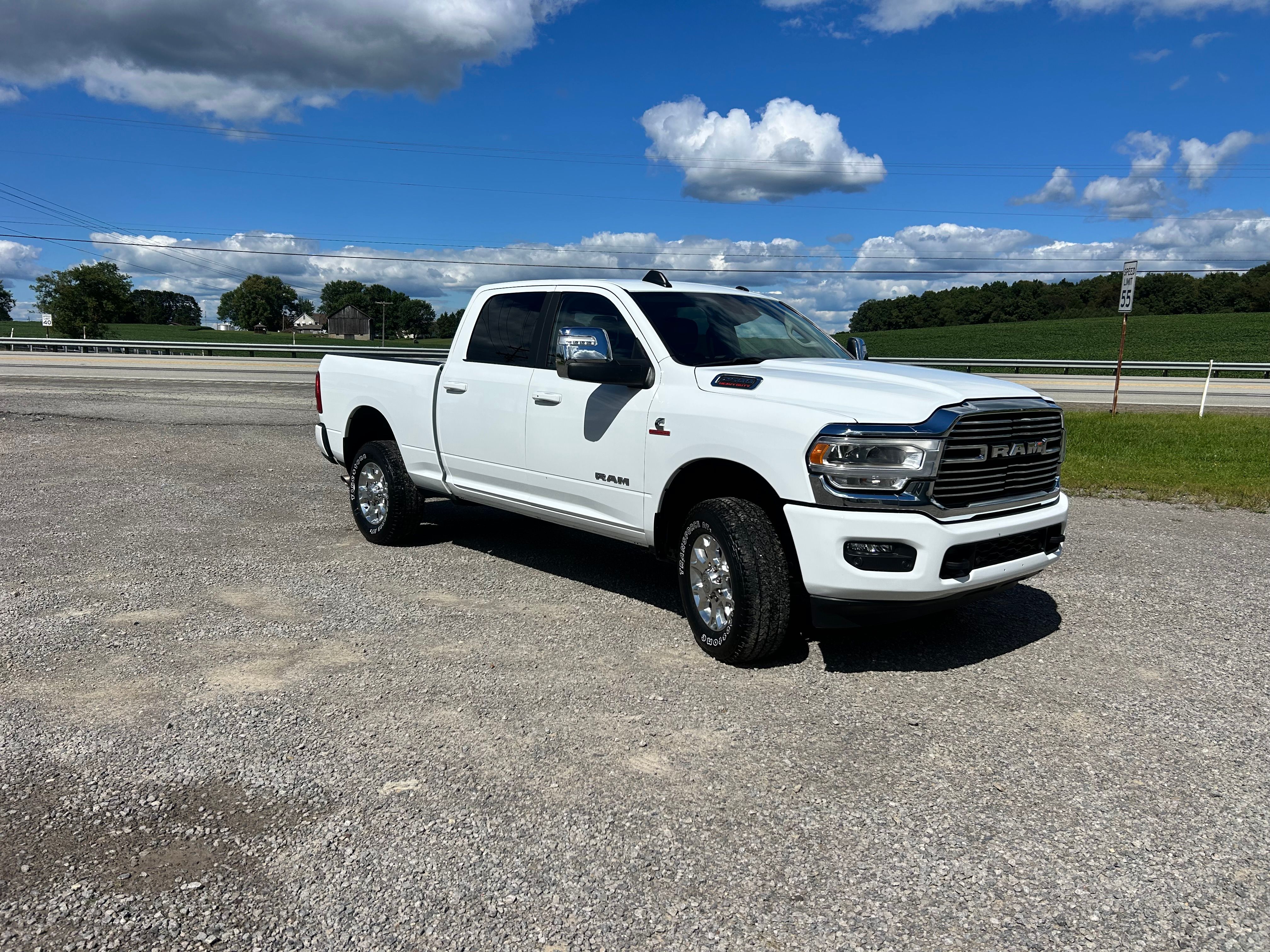 Used 2024 RAM 2500 4x4 Crew Cab Laramie image 4