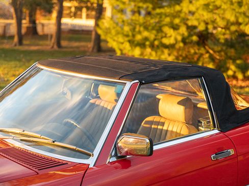 Used 1987 Mercedes-Benz 560 SL image 31