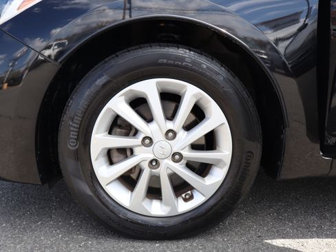 Used 2020 Hyundai Accent SEL image 27