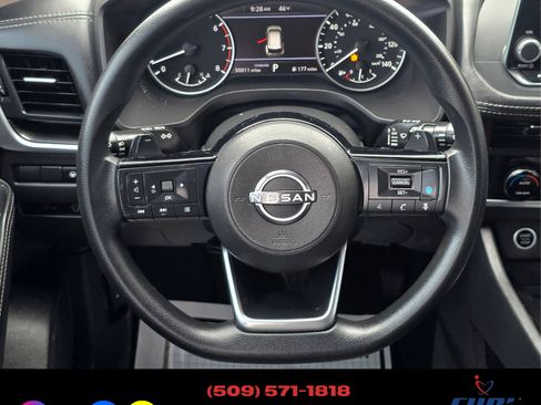 Used 2023 Nissan Rogue SV image 13