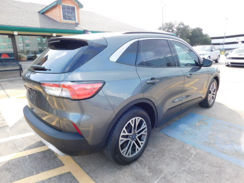 Used 2020 Ford Escape FWD SEL image 7