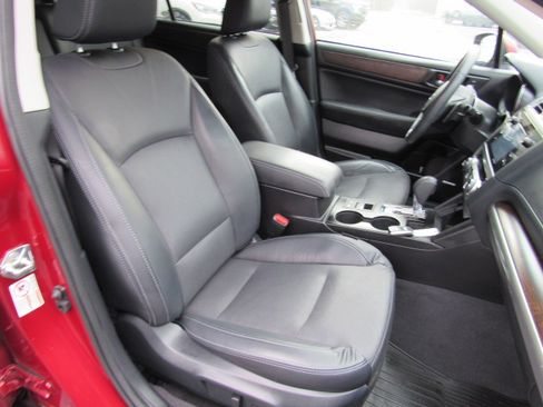 Used 2017 Subaru Outback 2.5i Limited image 20