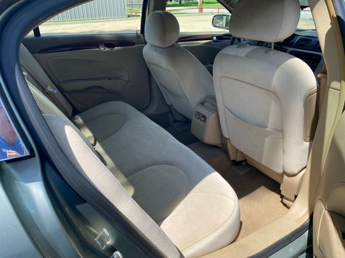 Used 2006 Buick Lucerne CX image 6