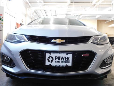 Used 2016 Chevrolet Cruze LT image 9
