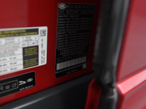 Used 2020 Land Rover Range Rover Sport HST image 25