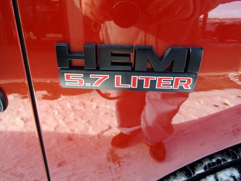 Used 2017 RAM 1500 Sport image 13