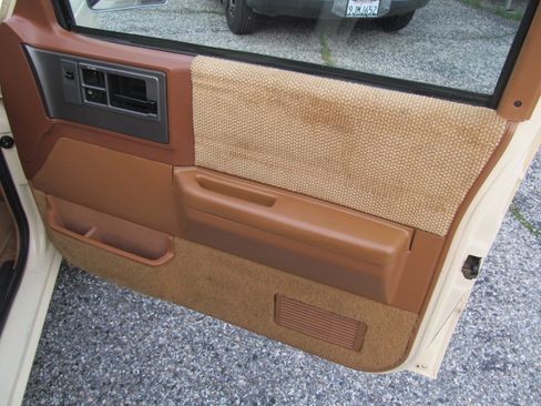 Used 1989 Chevrolet S10 Blazer image 13