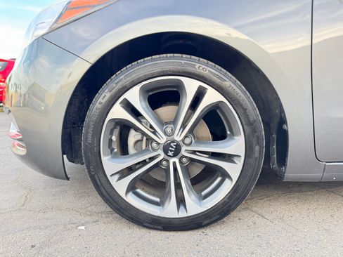 Used 2016 Kia Forte EX image 13