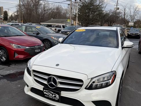Used 2019 Mercedes-Benz C 300 Sport image 3