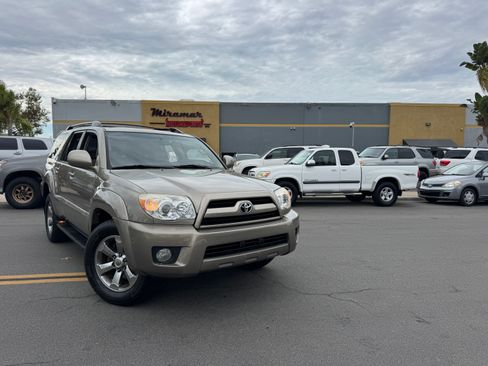 Used 2007 Toyota 4Runner Limited image 1