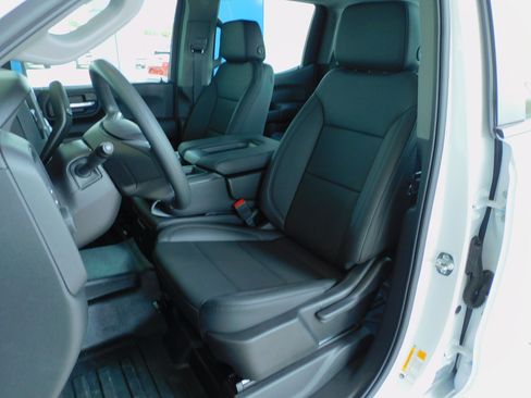 New 2026 Chevrolet Silverado 1500 W/T image 15