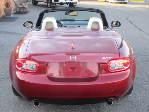 Used 2012 MAZDA MX-5 Miata Grand Touring image 14