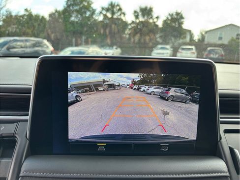 Used 2024 Chevrolet Tahoe Z71 image 31