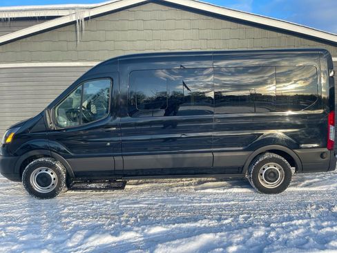 Used 2019 Ford Transit 350 XL image 9