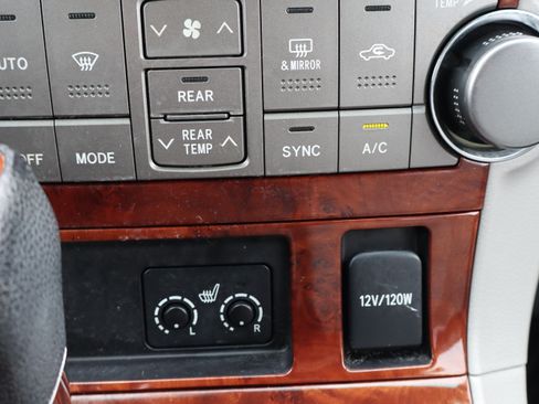 Used 2011 Toyota Highlander Limited image 31