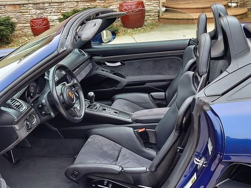 Used 2020 Porsche 718 Boxster Spyder image 33
