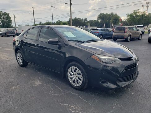 Used 2017 Toyota Corolla LE image 8