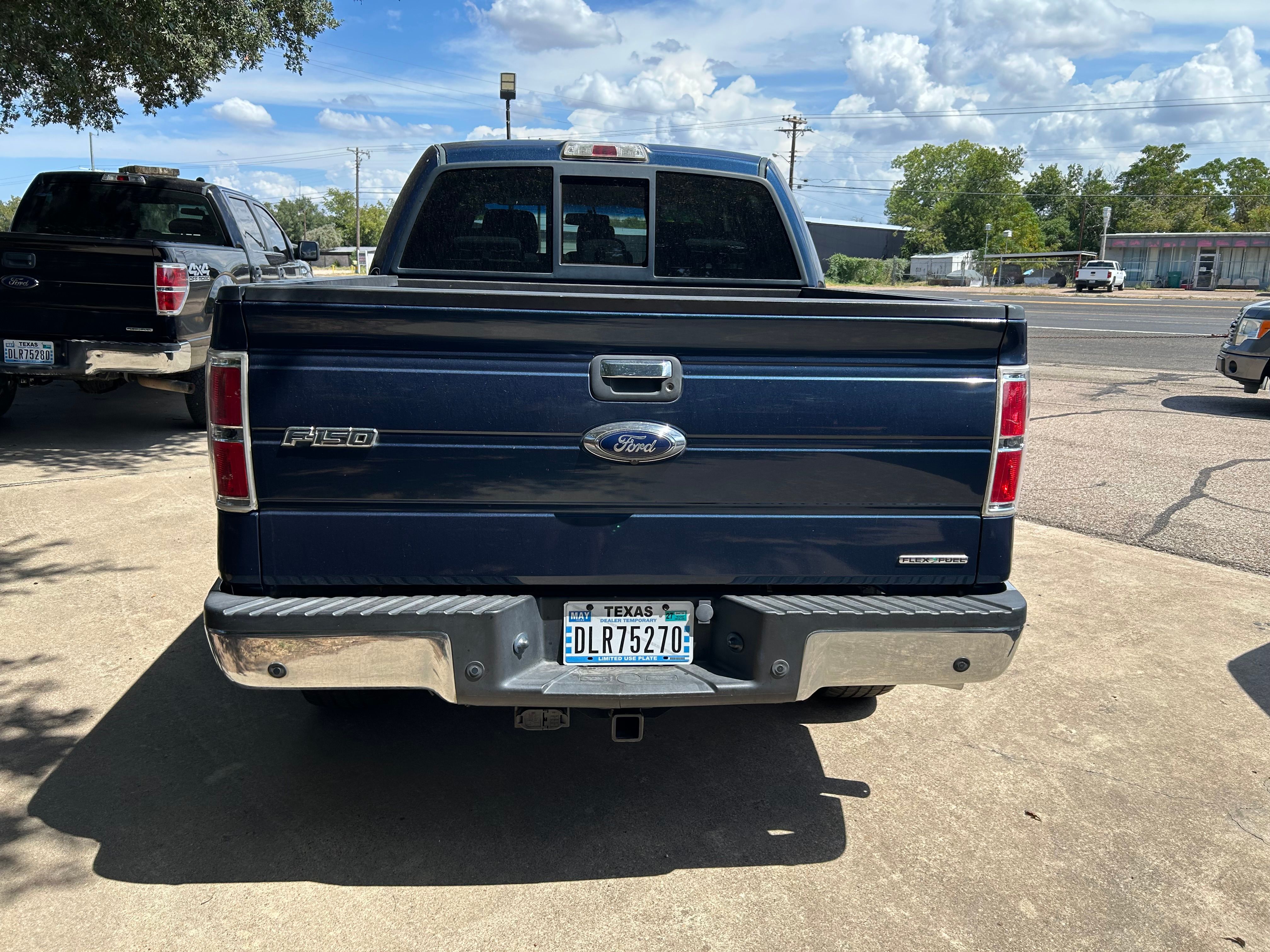 Used 2013 Ford F150 4x4 SuperCrew image 2
