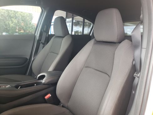 Used 2019 Honda HR-V Sport image 9