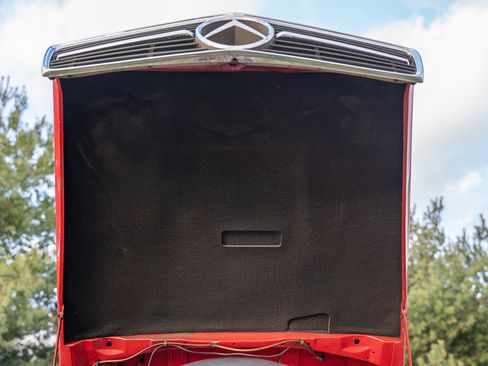 Used 1987 Mercedes-Benz 560 SL image 81