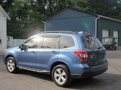 Used 2016 Subaru Forester 2.5i Premium AWD/4WD image 5