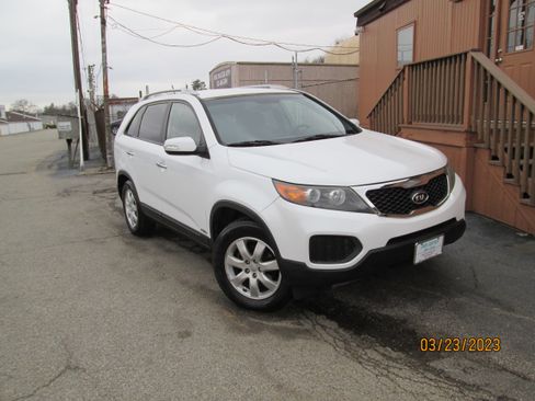 Used 2016 Ford Edge Titanium image 1