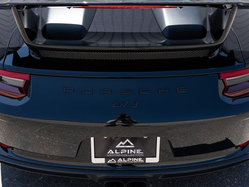 Used 2018 Porsche 911 GT3 Coupe RWD image 14