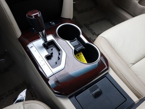 Used 2012 Toyota Camry XLE image 29